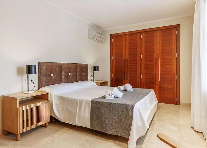 Ponent By Sealand Villa *